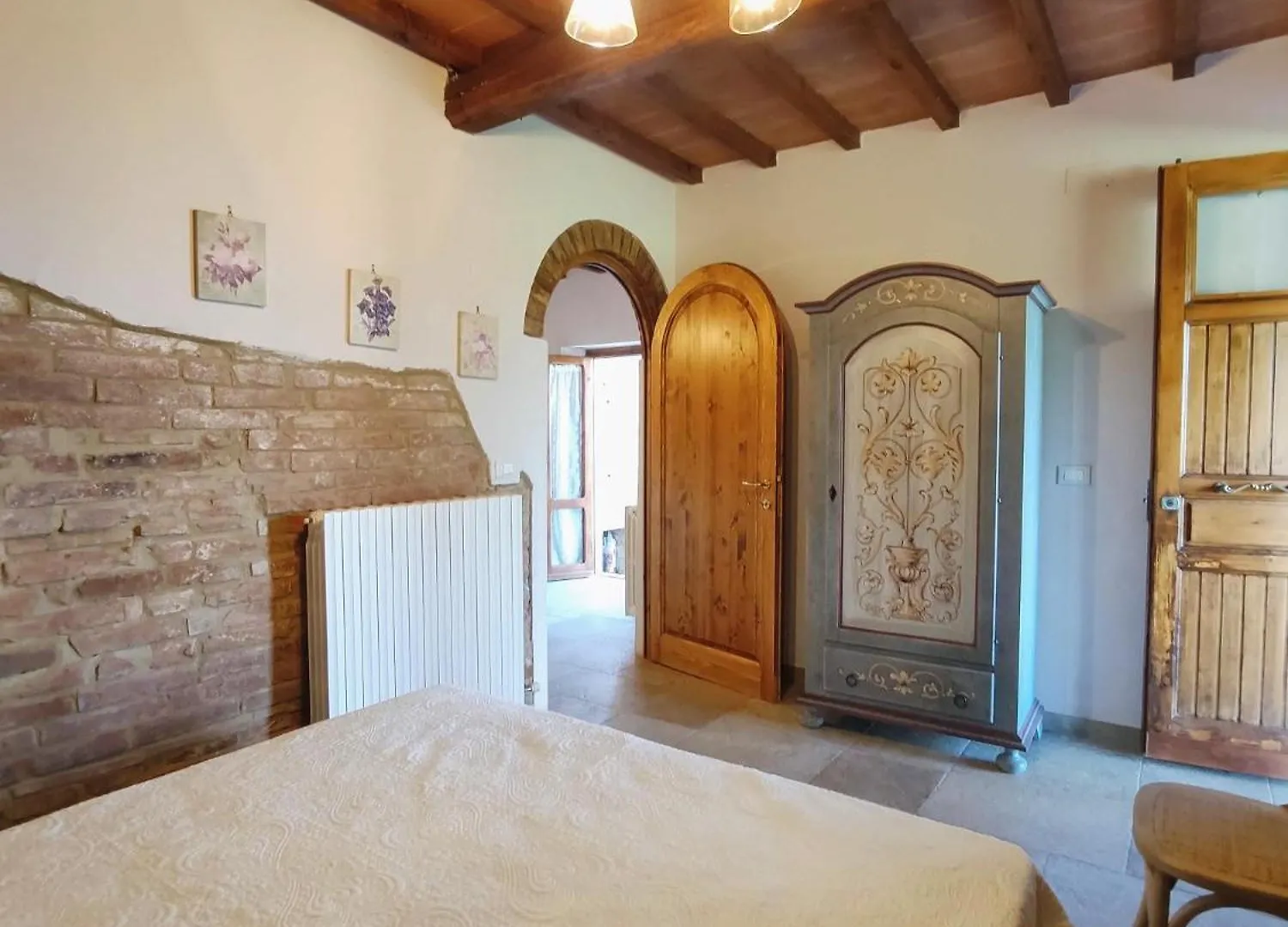 בית כפרי מונטאיונה Podere Sant'Anna
